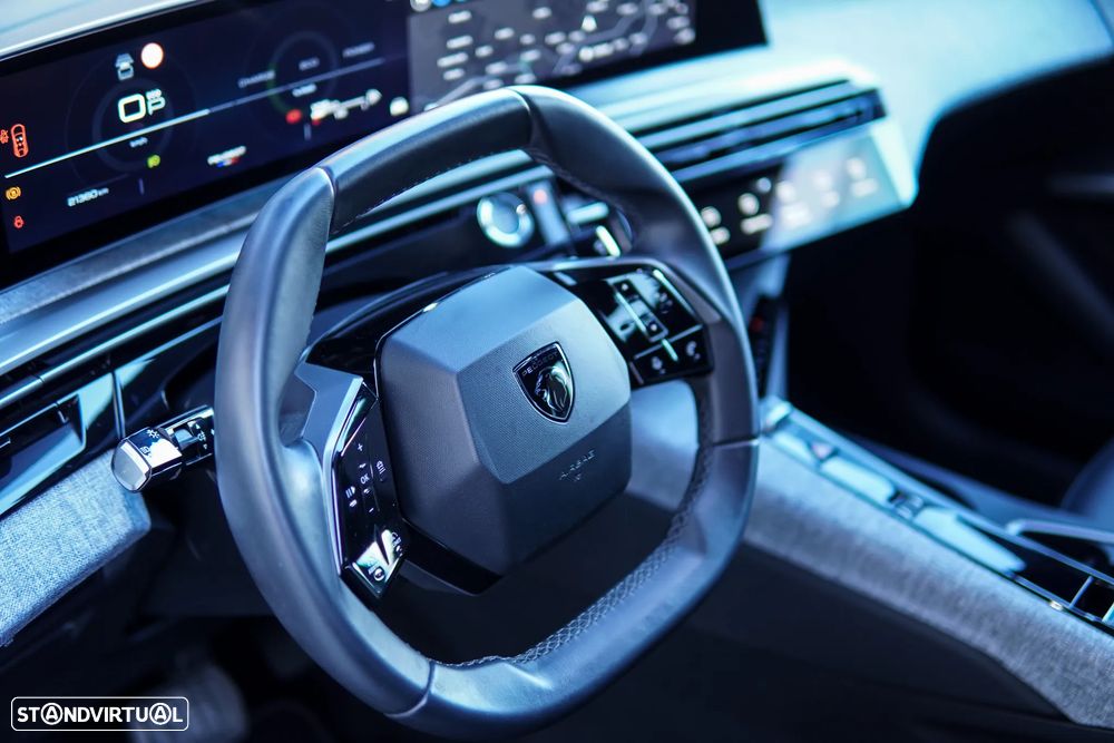 Peugeot 3008 1.2 Hybrid Allure e-DCS6 - 30
