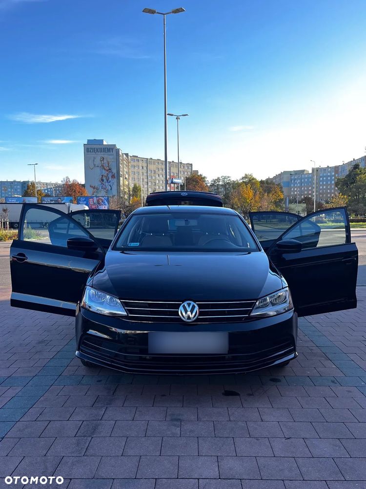 Volkswagen Jetta - 8