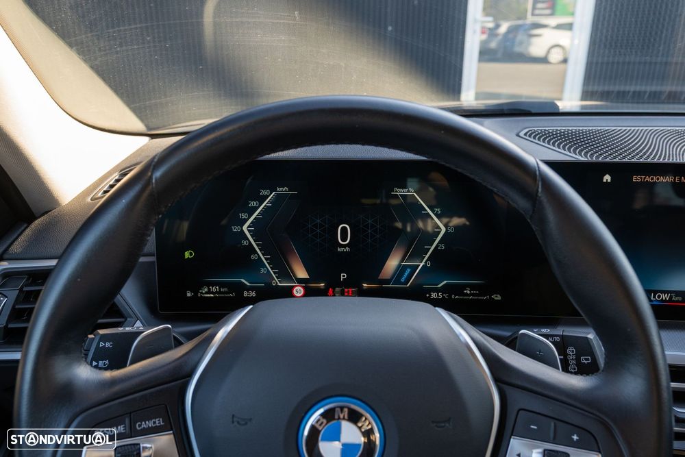 BMW 330 e Auto - 16