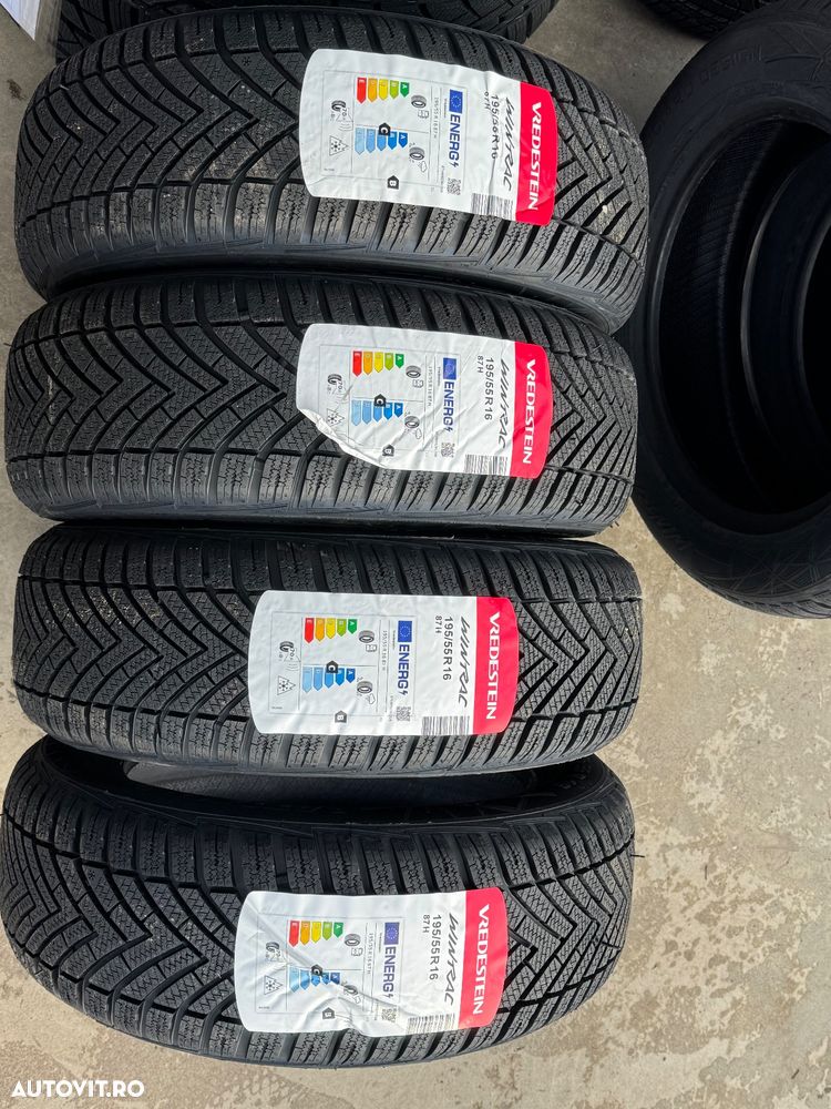 Vând 4 anvelope 195/55/16 vredestein de iarnă noi - 1