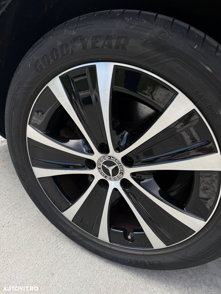 Mercedes-Benz E - 15