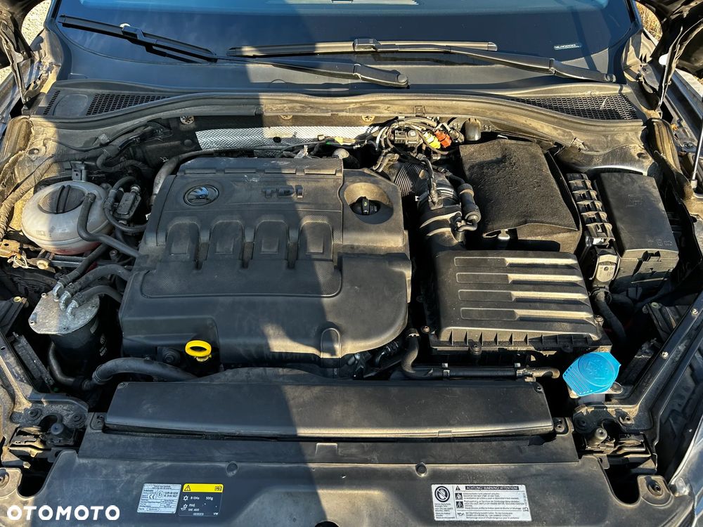 Skoda Superb 2.0 TDI 4x4 Style DSG - 19