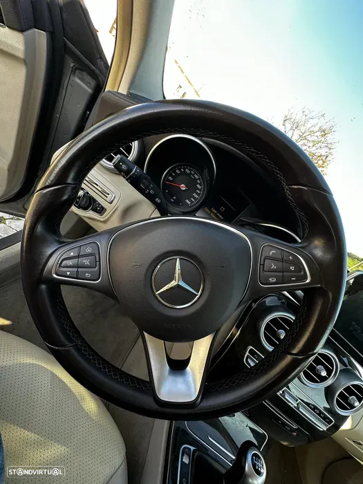 Mercedes-Benz C 200 BlueTEC Avantgarde - 13
