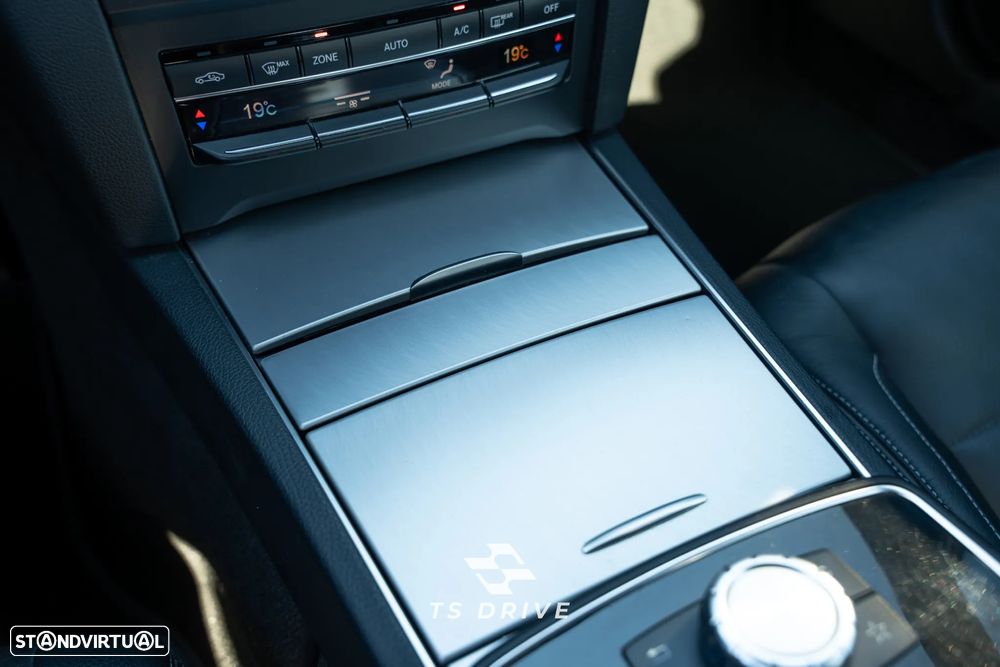 Mercedes-Benz E 220 CDI 7G-TRONIC Avantgarde - 20