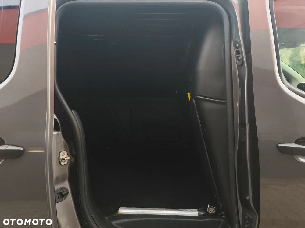 Peugeot PARTNER - 18