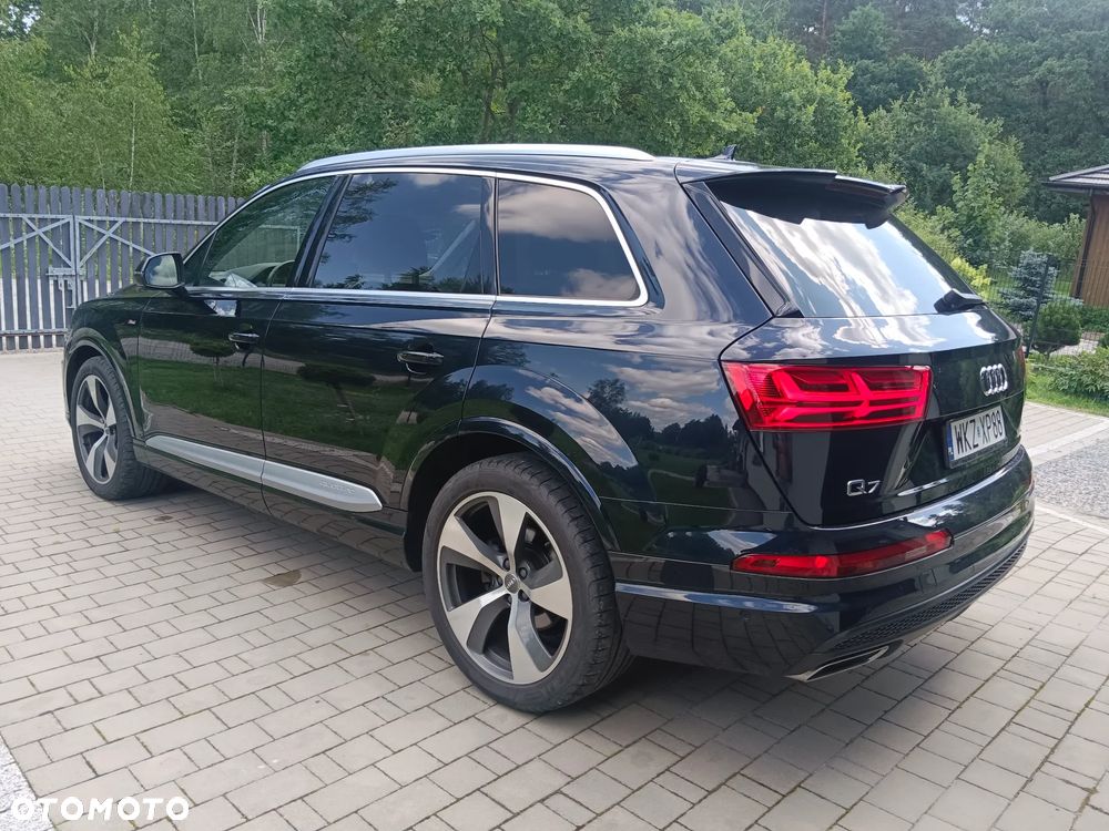 Audi Q7 2017 photo 3