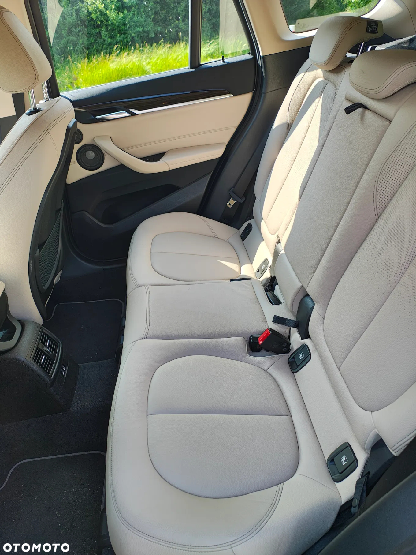 BMW X1 xDrive20i - 14
