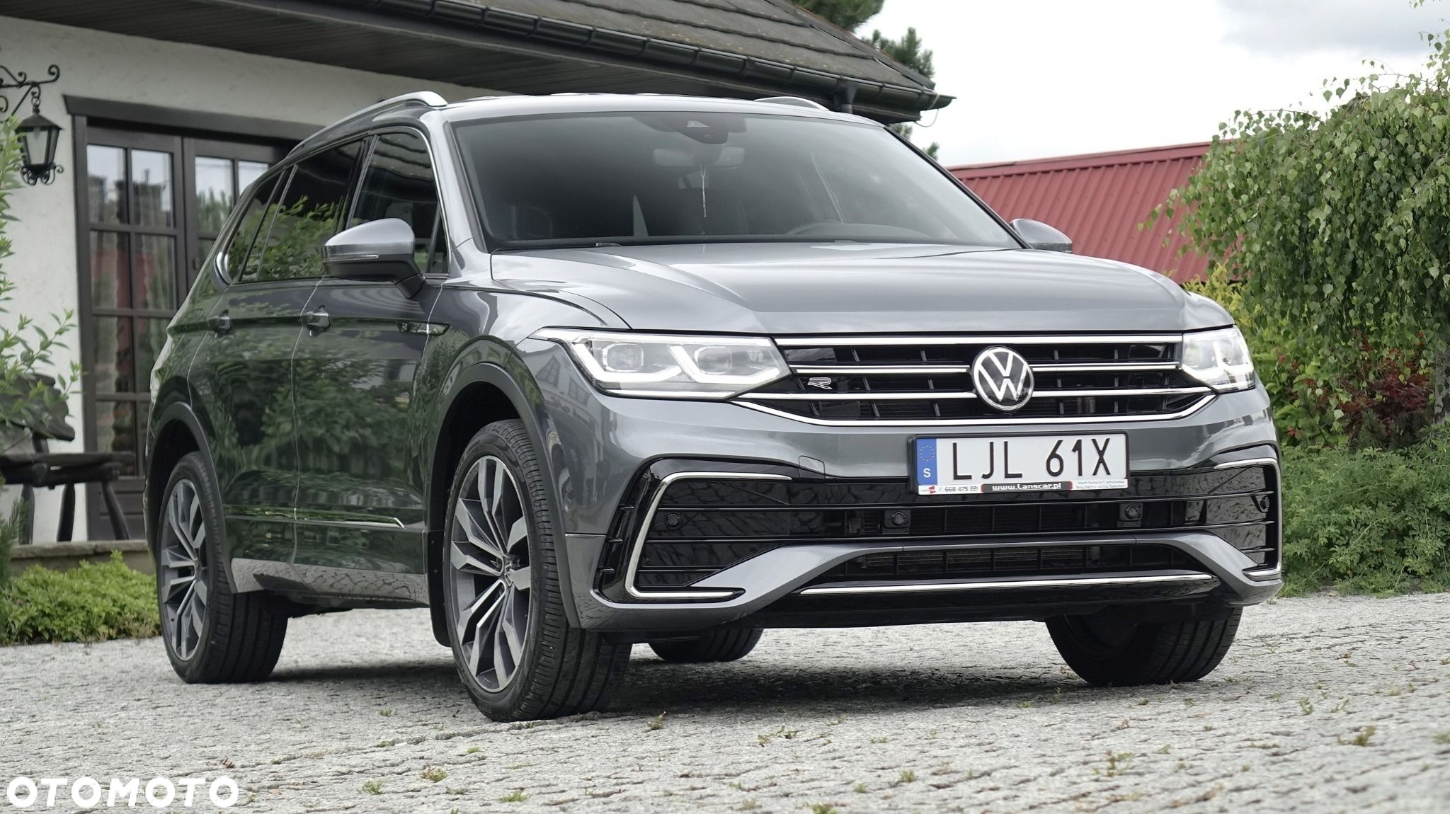 Volkswagen Tiguan Allspace - 17
