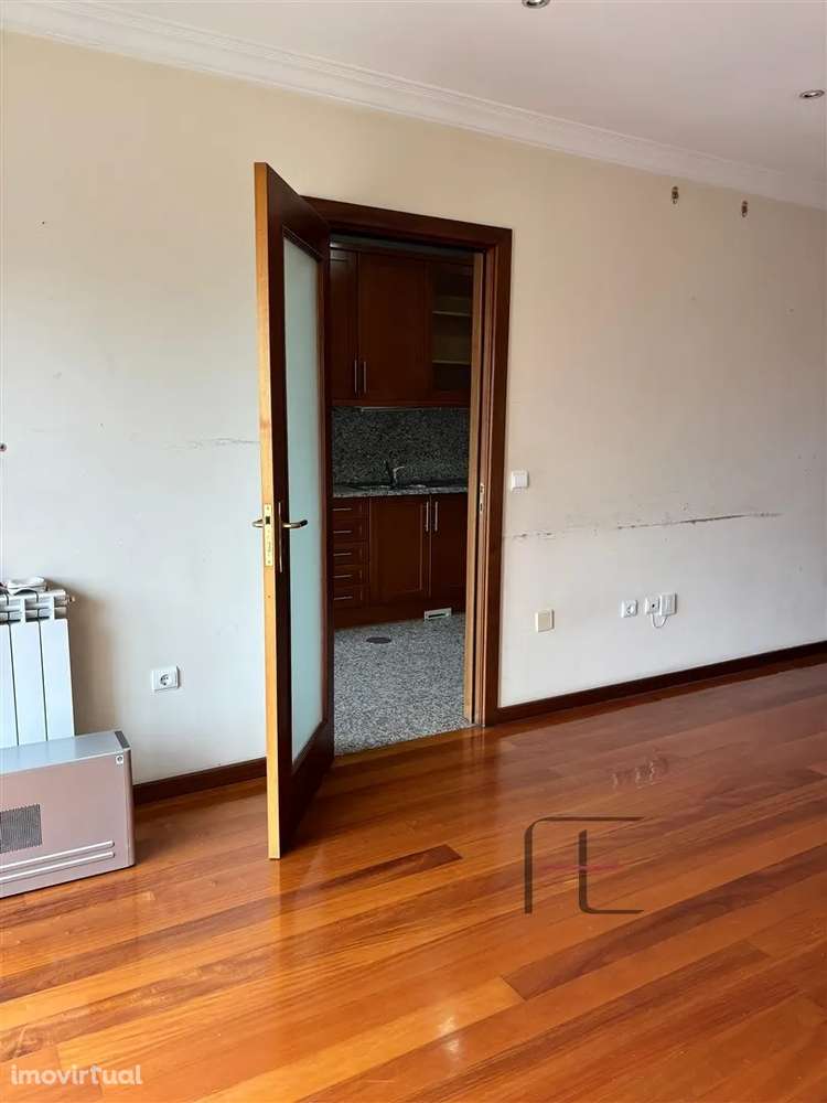 Apartamento T3 + 1 em Santo Ovídio, Porto, Vila Nova de Gaia - Grande imagem: 5/27