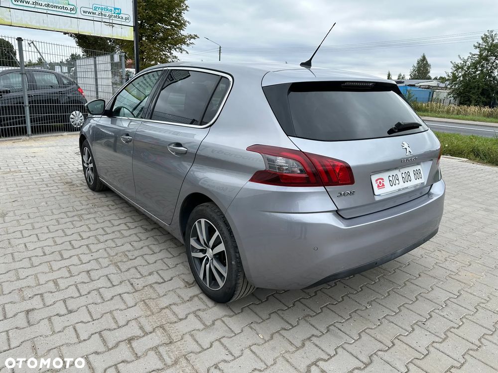 Peugeot 308 - 6
