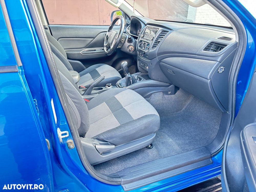 Mitsubishi L200 Double Cab 2.2 DI-D M/T Instyle - 15