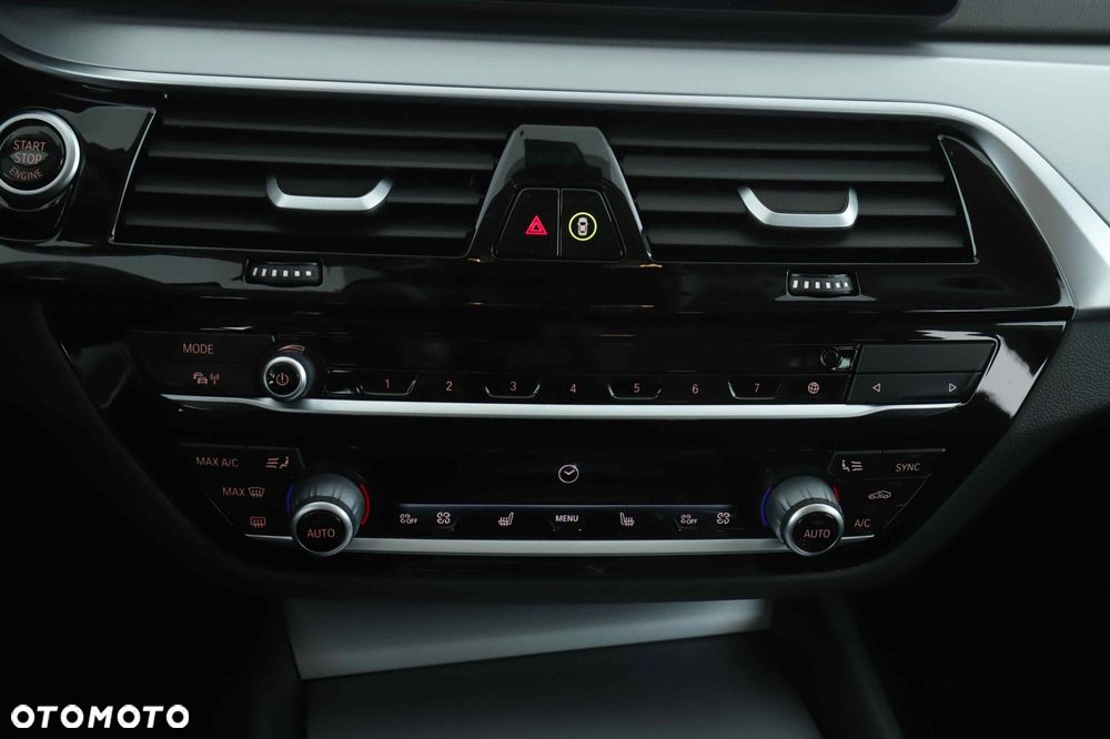 BMW Seria 5 - 13