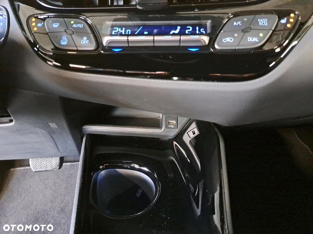 Toyota C-HR 2.0 Hybrid Selection - 26