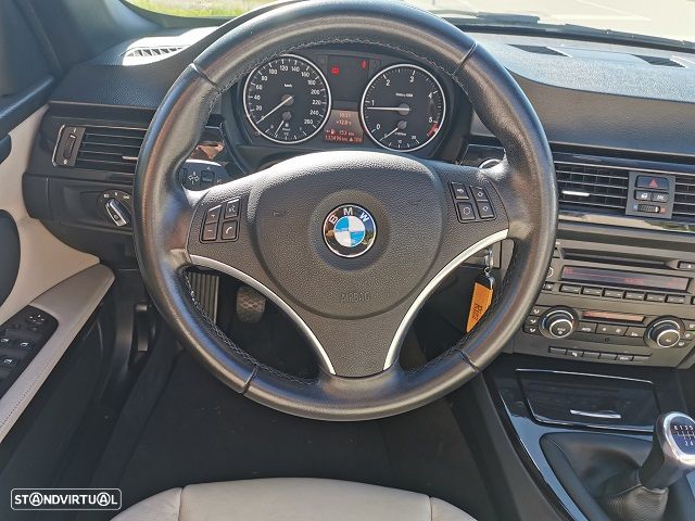 BMW 320 d Cabrio - 13