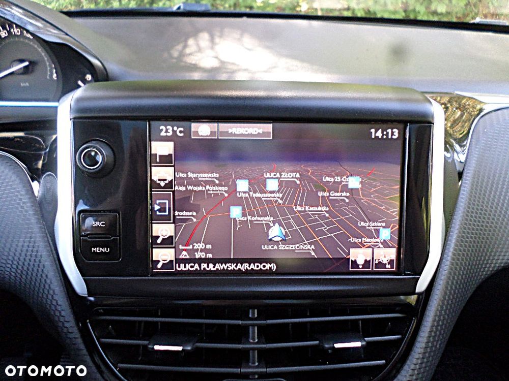 Peugeot 2008 BlueHDi 100 STOP & START Style - 16