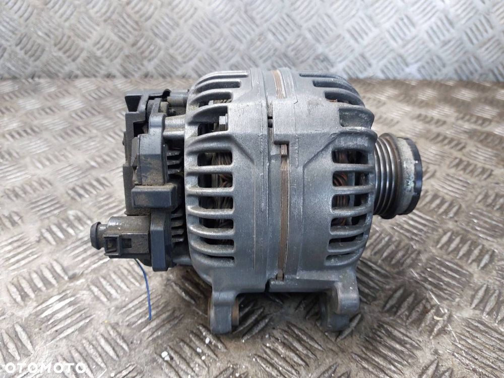 ALTERNATOR VOLKSWAGEN PASSAT B5 1.9 TDI 028903031 ID: 236990 - 2