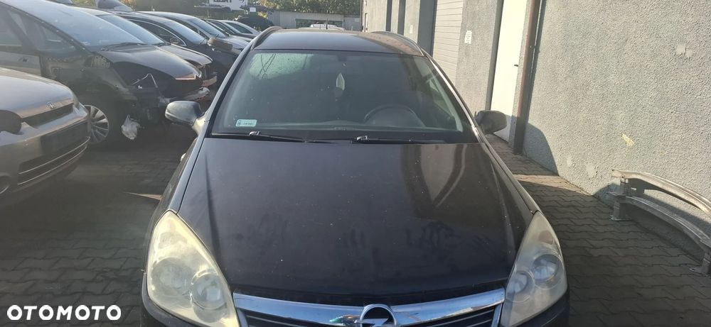 Opel Astra H kombi 1,6 Z16XEI na części - 4