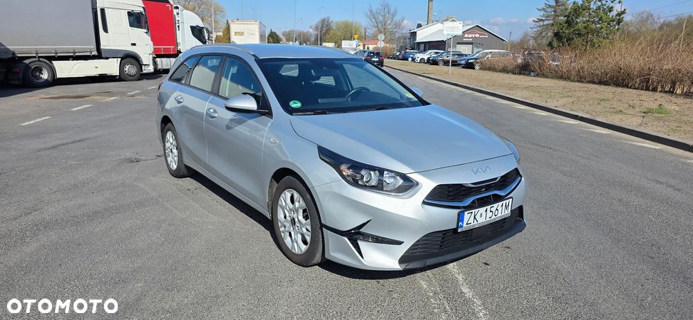 Kia Ceed 1.0 T-GDI ISG Dream-Team Edition - 1