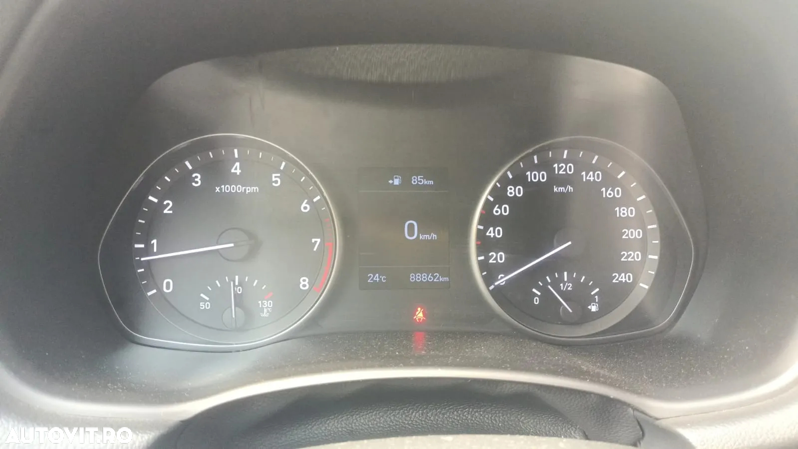 Hyundai i30 1.4 100CP 5DR M/T Classic - 5