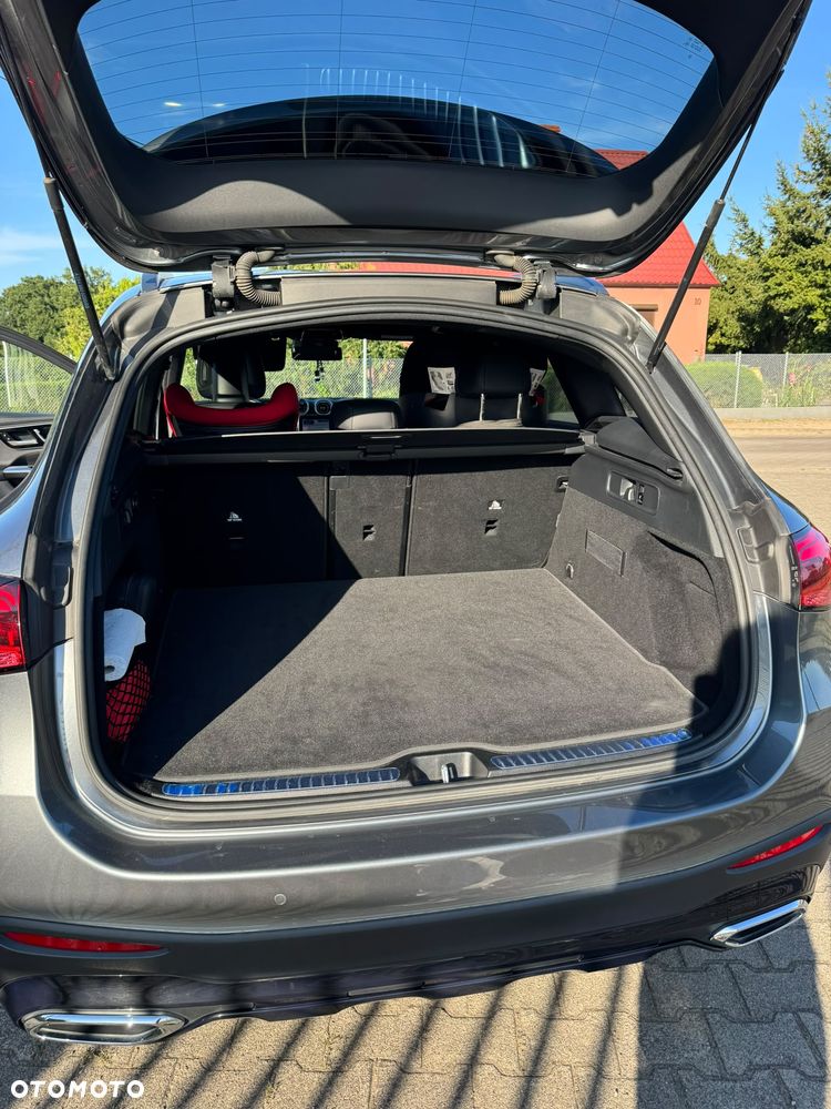 Mercedes-Benz GLC 220 d mHEV 4-Matic AMG Line - 4