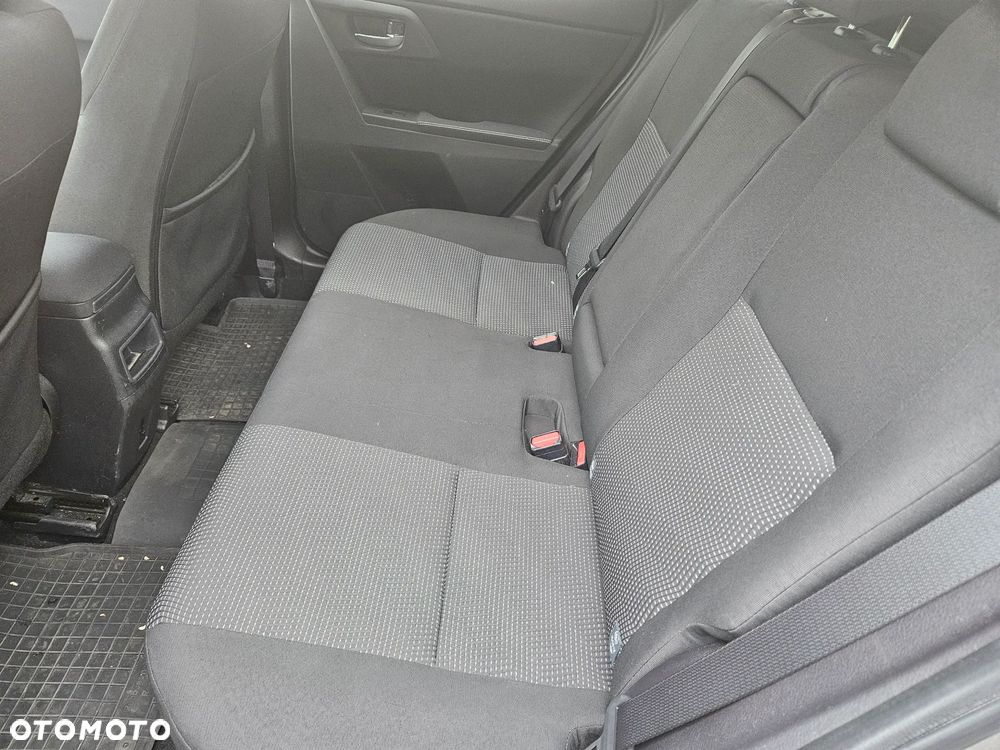 Toyota Auris 2.0 D-4D Edition - 14