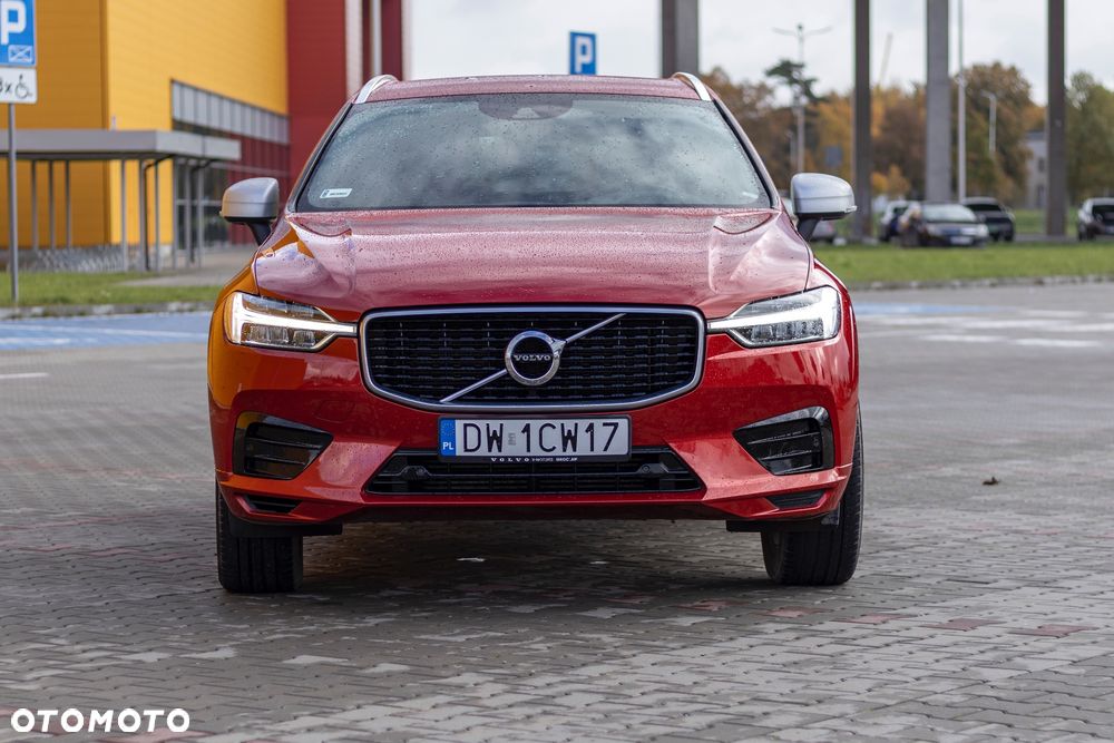Volvo XC 60 T5 AWD R-Design - 8