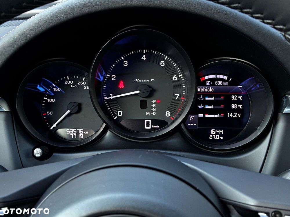 Porsche Macan - 30