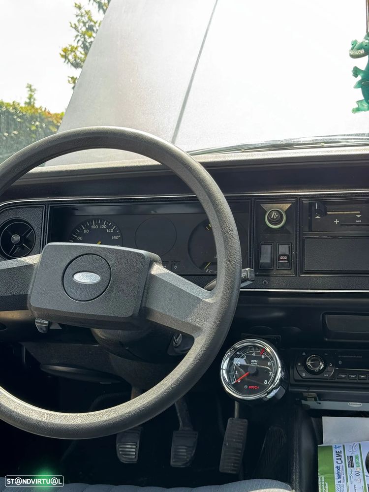 Ford Cortina - 7