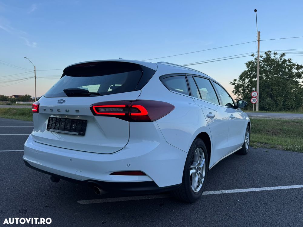 Ford Focus 1.5 EcoBlue Start-Stopp-System Aut. TITANIUM STYLE - 5