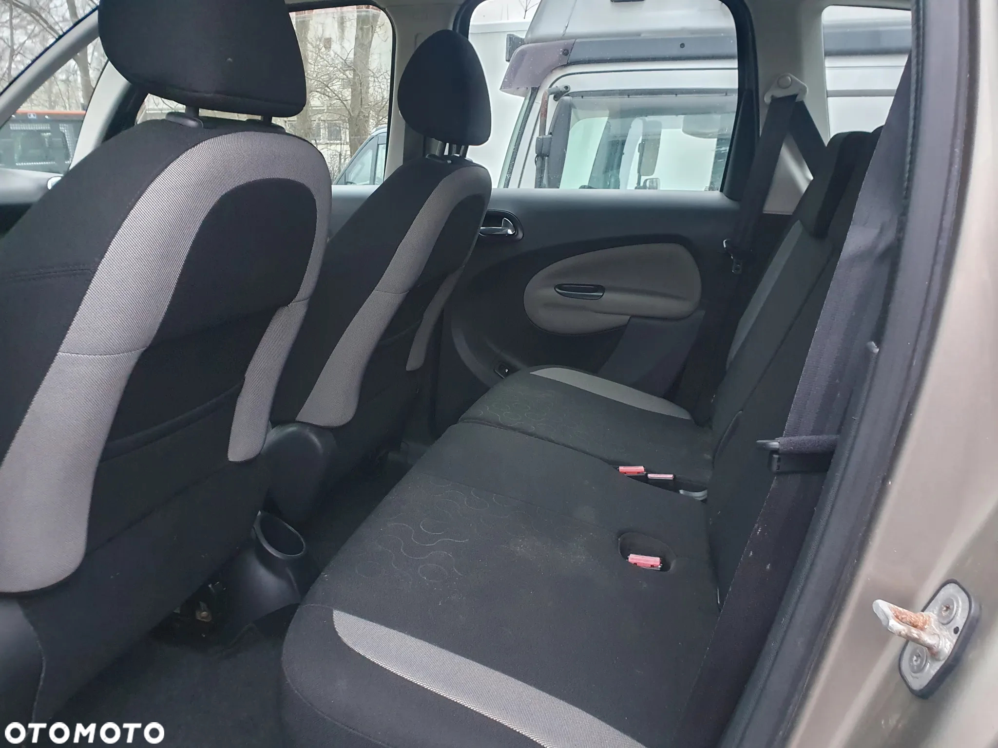 Citroën C3 Picasso 1.6 HDi Selection - 20