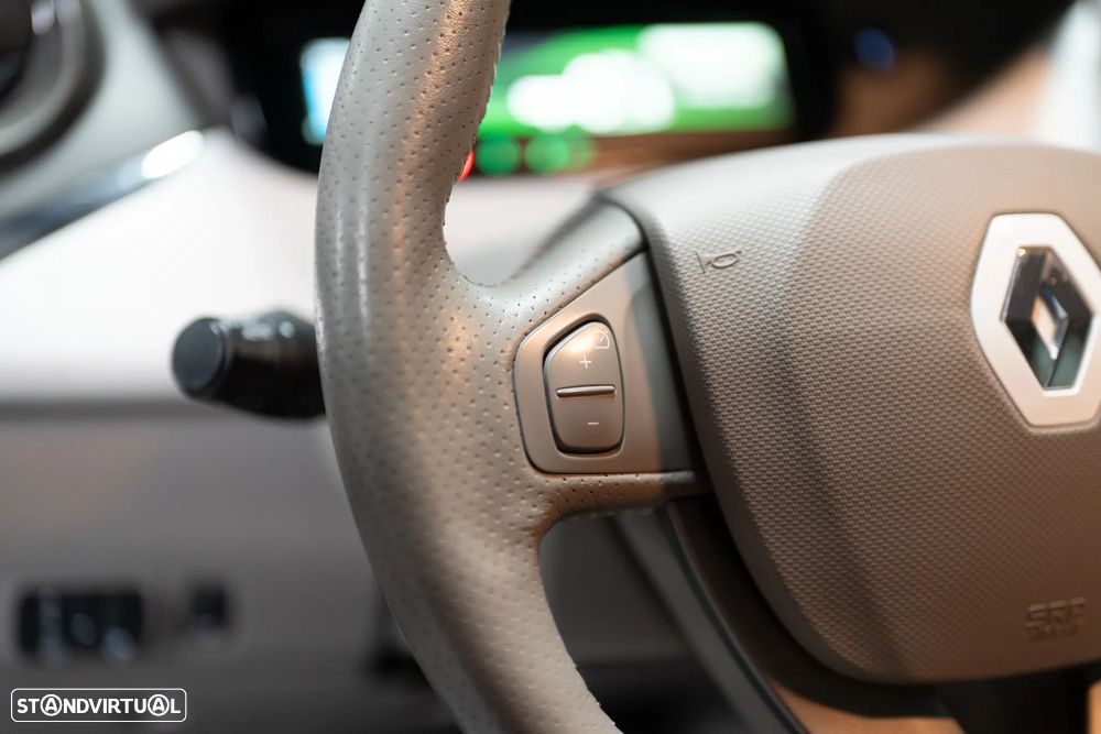 Renault Zoe (c/ Bateria) 41 kwh Intens - 29