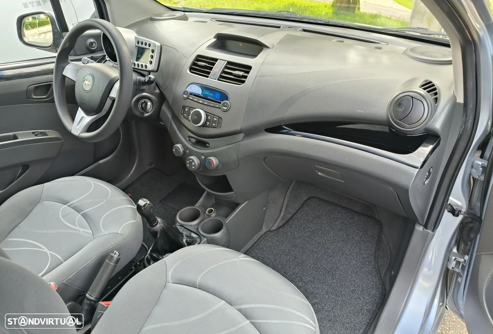 Chevrolet Spark 1.0 LS Bi-Fuel - 14