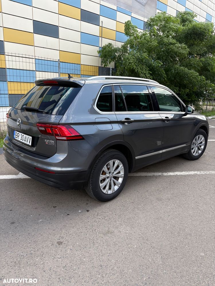 Volkswagen Tiguan 2.0 TDI SCR 4MOTION DSG Elegance - 4