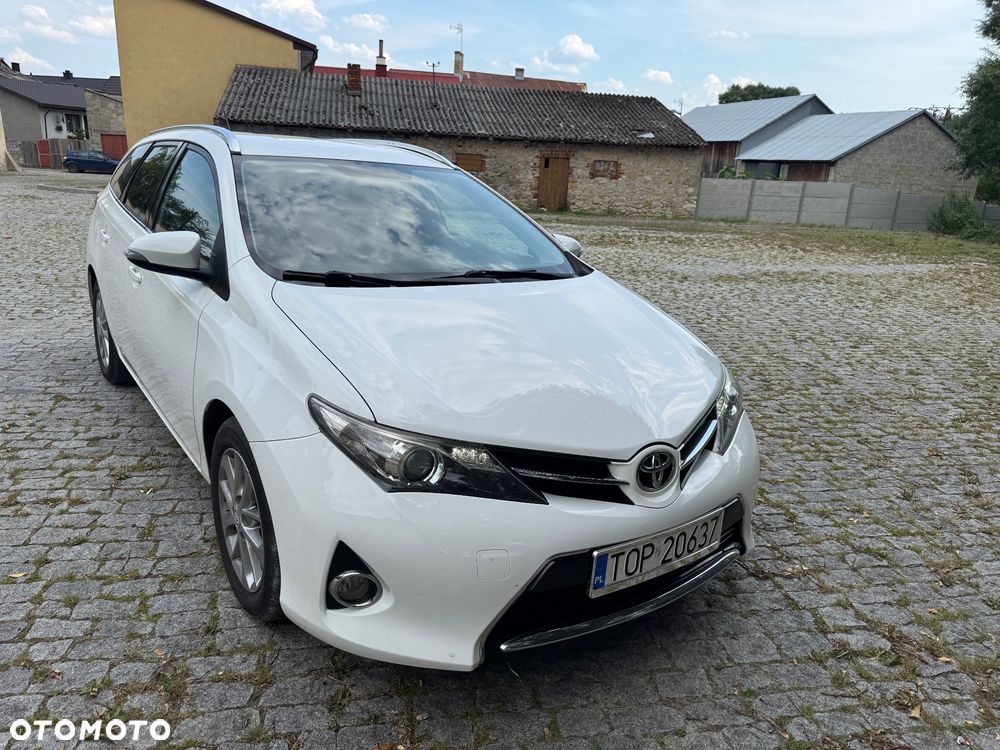 Toyota Auris 1.4 D-4D Comfort - 12