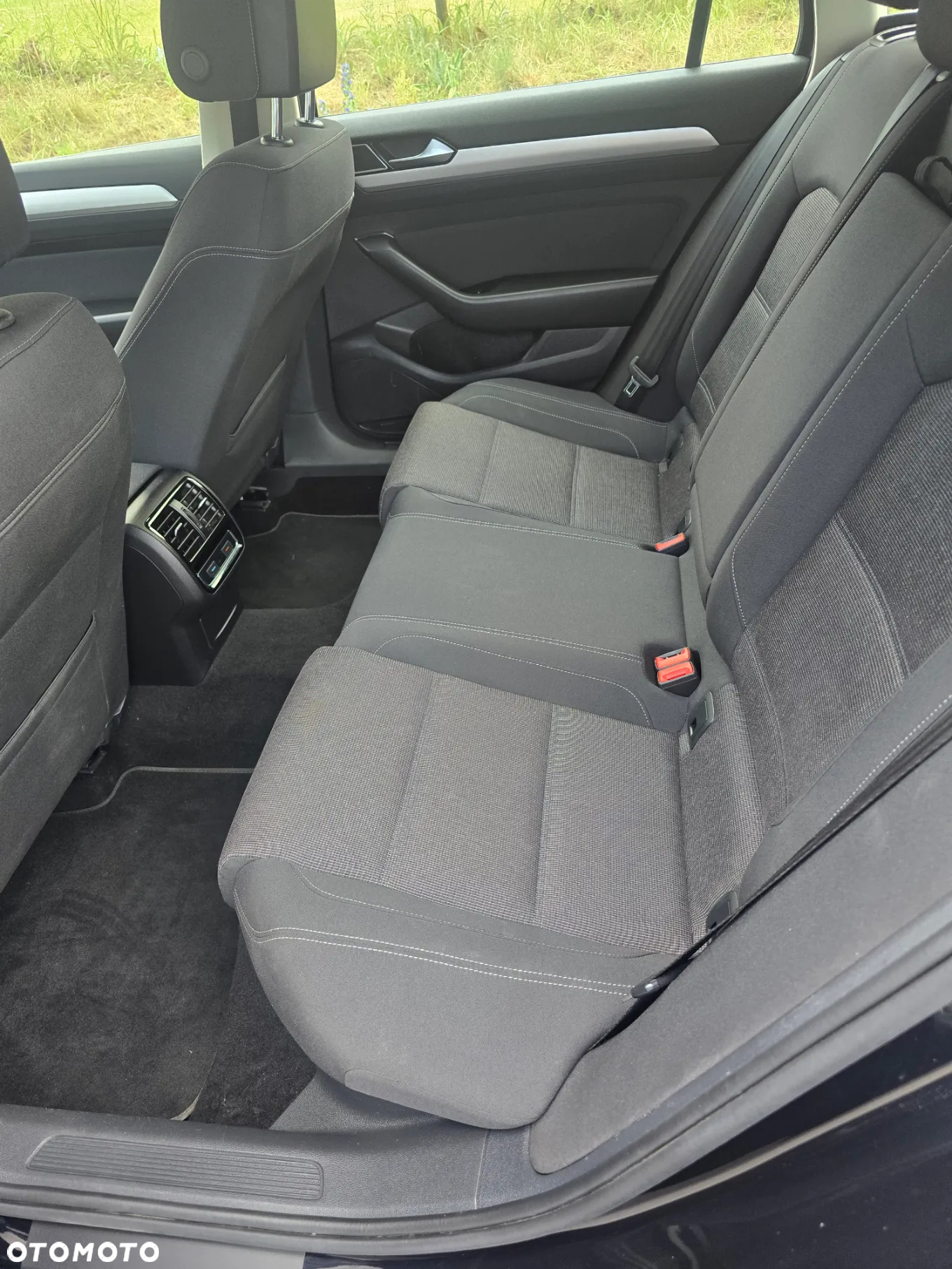 Volkswagen Passat 2.0 TDI BMT Comfortline DSG - 9