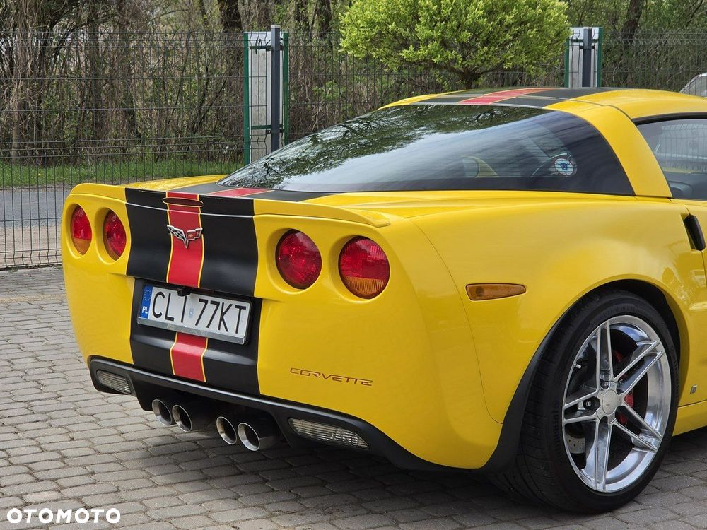 Chevrolet Corvette - 18