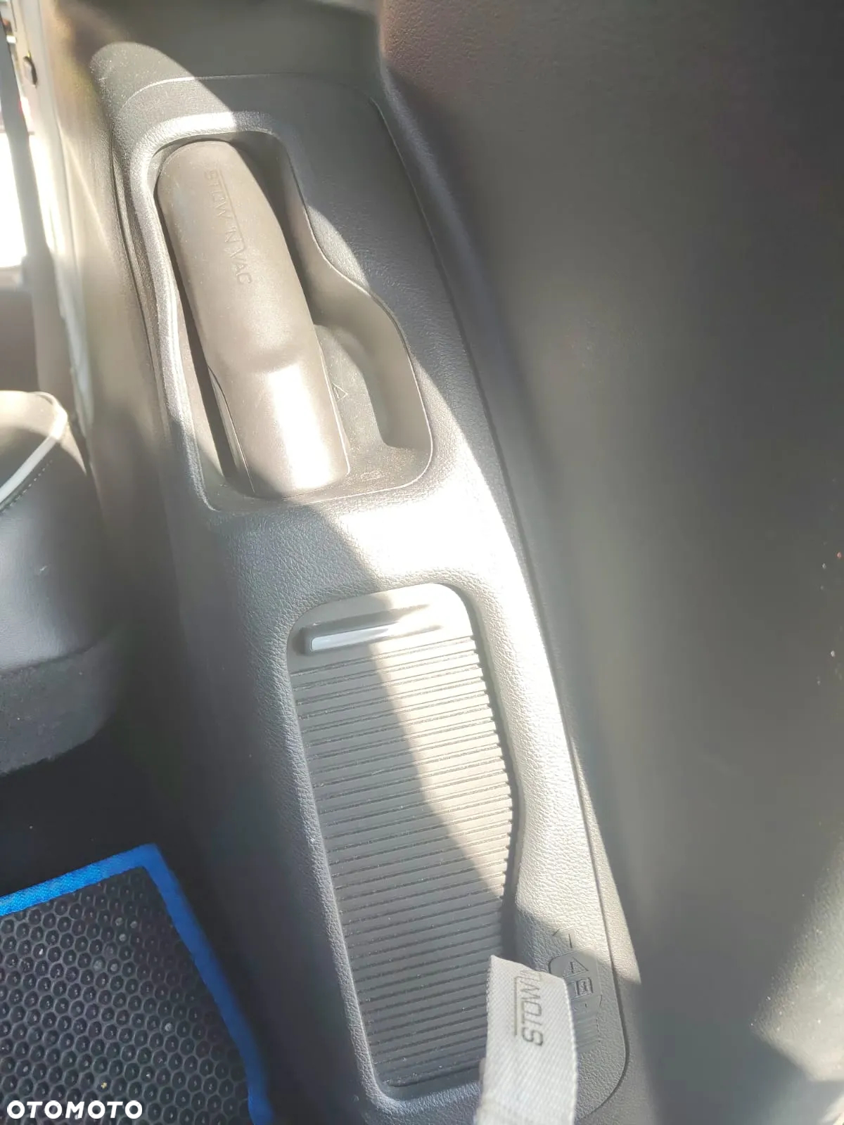 Chrysler Pacifica - 7