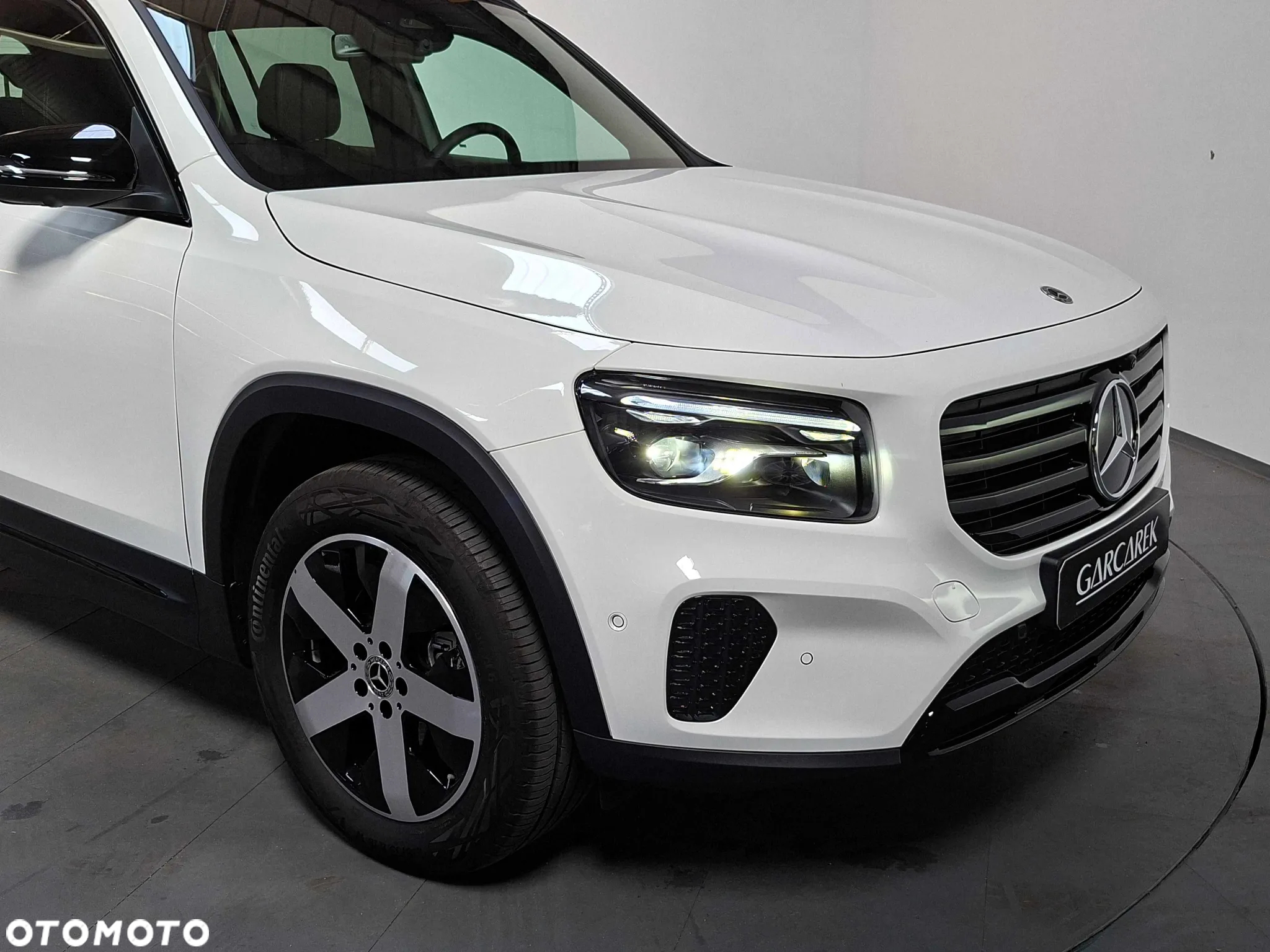 Mercedes-Benz GLB 200 Progressive 7G-DCT - 5