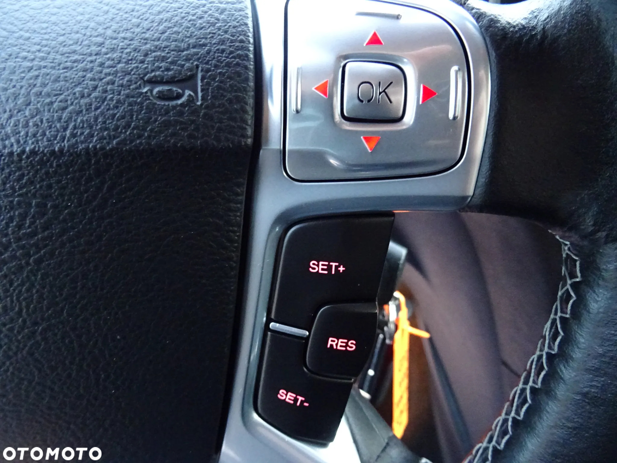 Ford S-Max 2.0 TDCi DPF Titanium - 28
