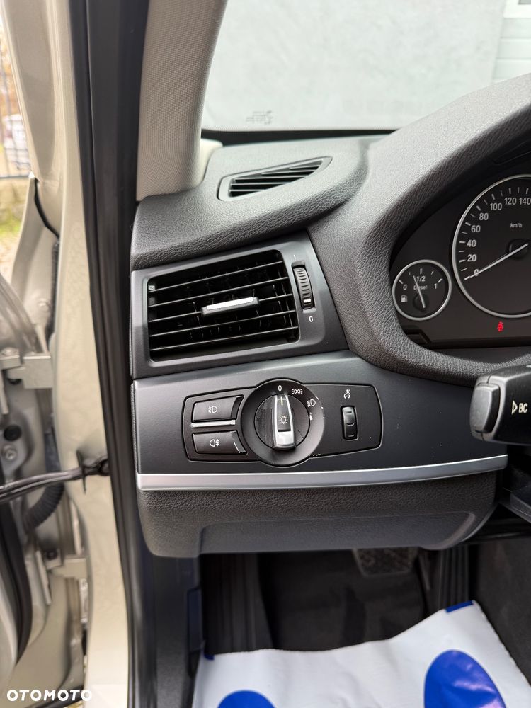 BMW X3 xDrive20d - 11