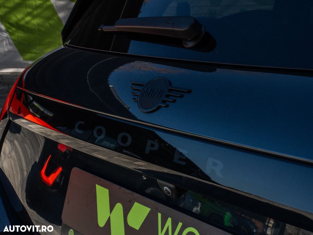 Mini Cooper E John Works Trim - 22