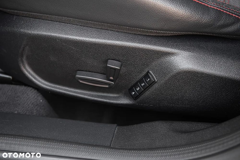 Ford Mondeo 2.0 TDCI Titanium S - 11