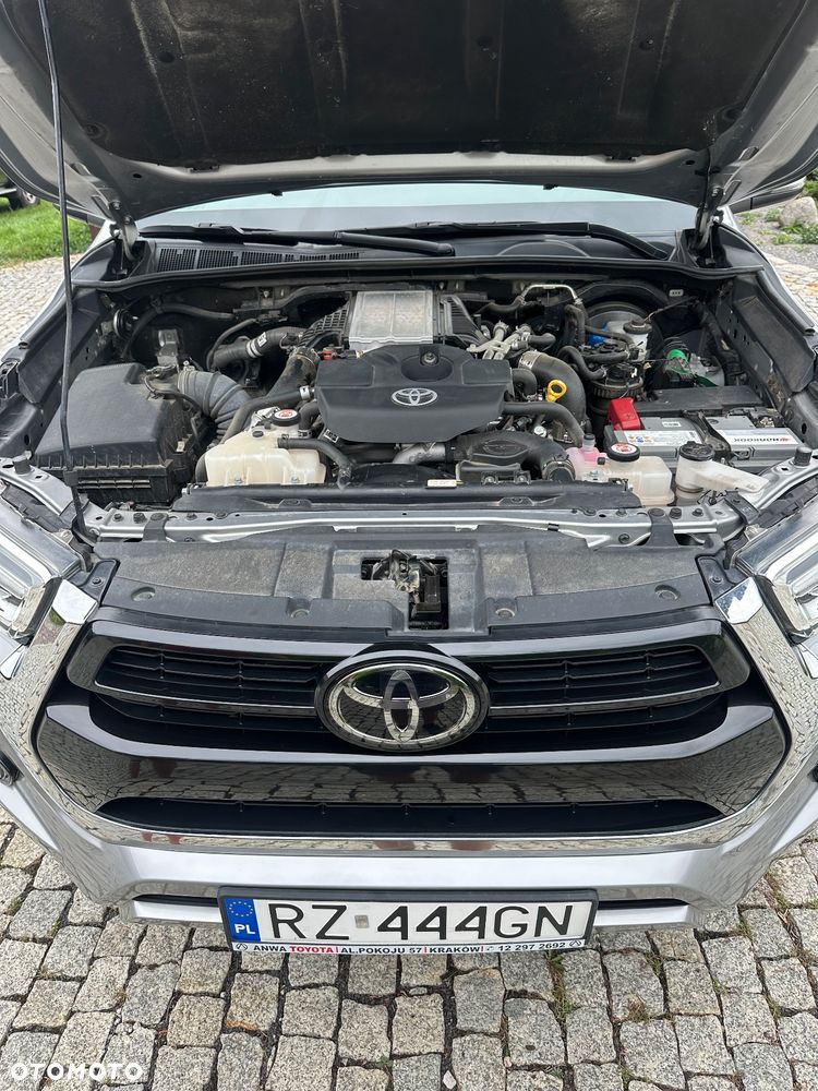 Toyota Hilux 2.8 D-4D Double Cab SR5+ 4x4 - 9