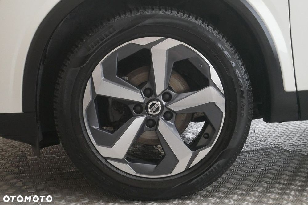 Nissan Qashqai 1.3 DIG-T mHEV N-Connecta Xtronic - 14
