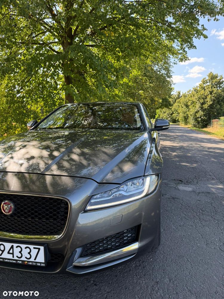 Jaguar XF 2.0 i4D Prestige - 25