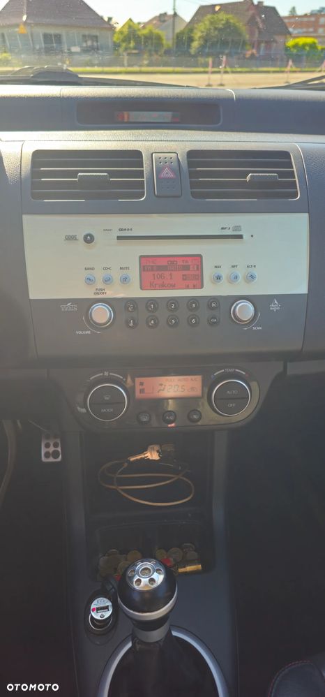 Suzuki Swift - 11
