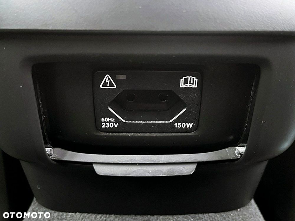 Volvo V90 Cross Country - 17