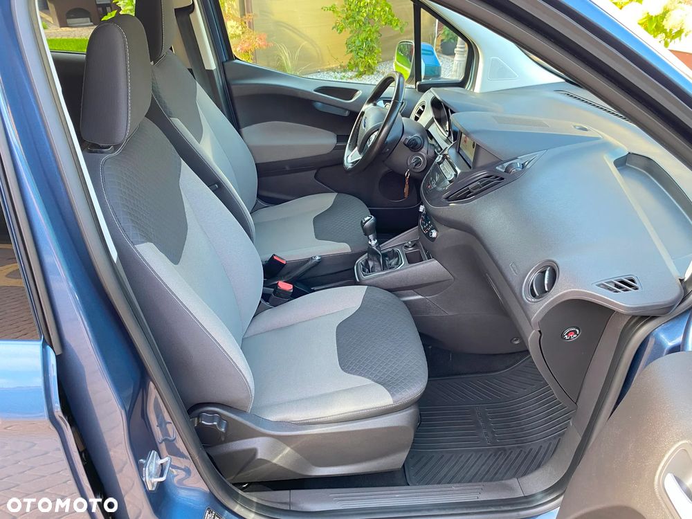 Ford Tourneo Courier 1.5 TDCi Titanium - 23