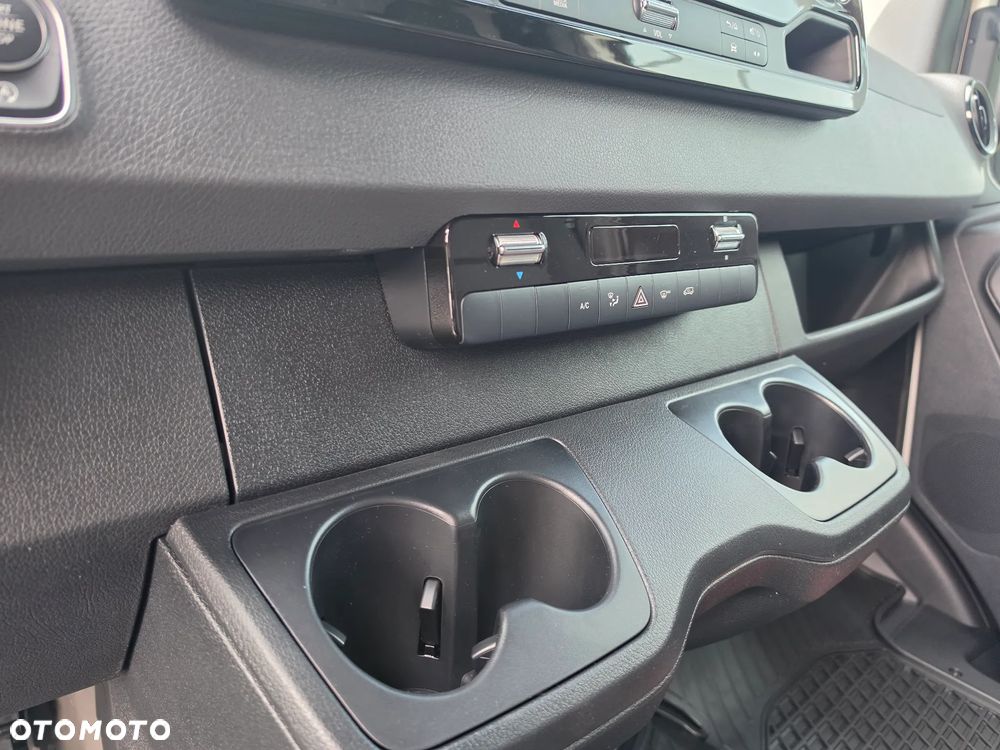 Mercedes-Benz Sprinter 317 CDI Furgon PRO Ekstra Długi 4325+mm - 19