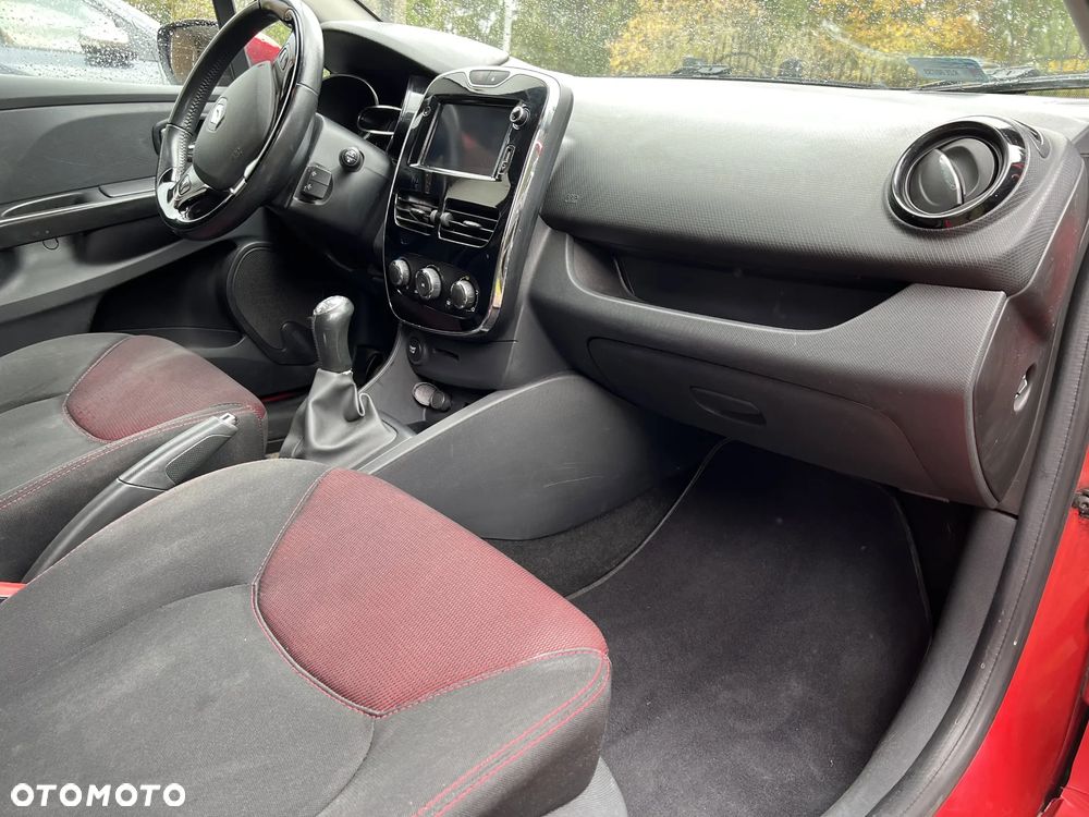 Renault Clio - 18